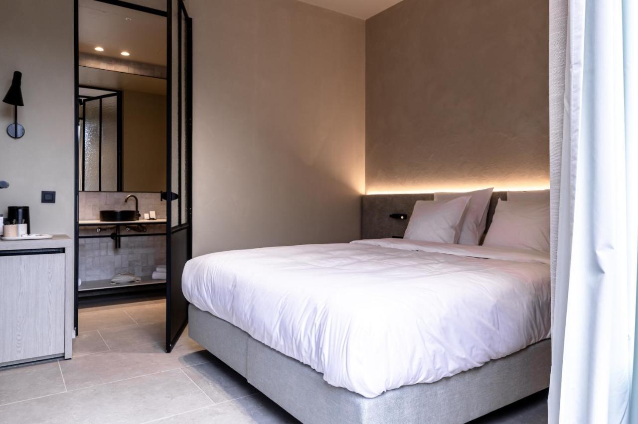 T Hotel *